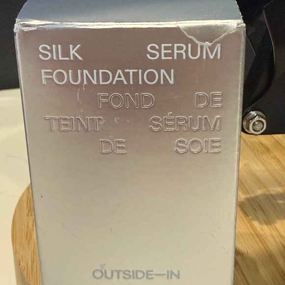 Outside-In • Silk Serum Foundation • 120 Light Neutral 1oz Liquid • New In Box - Picture 4 of 6